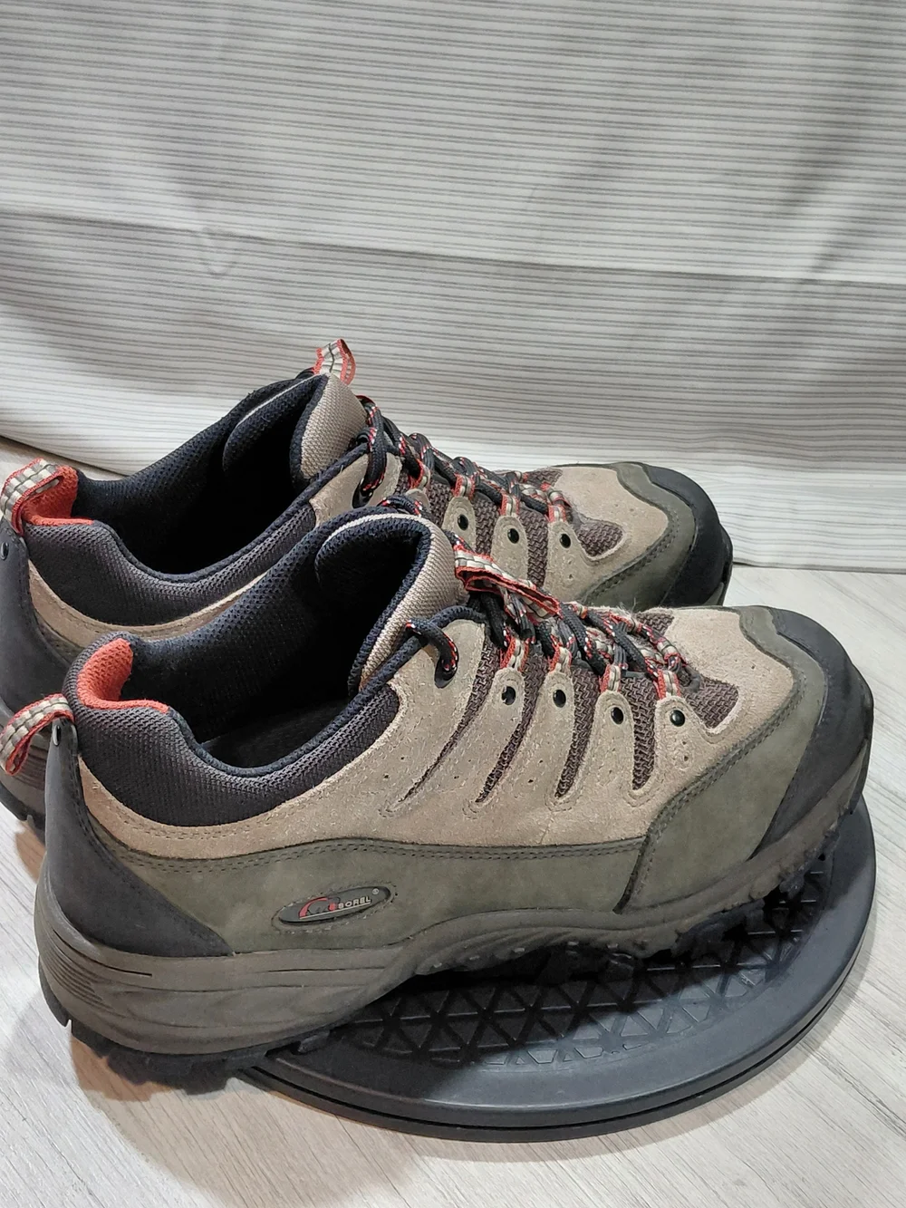 SOREL Mens Rough Cut Steel Toe Work Hiker Boots. Mesh & Leather Upper SIZE M11